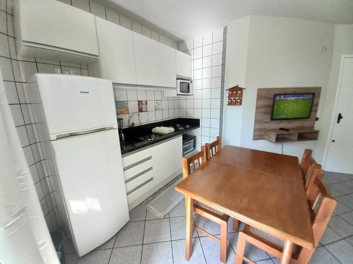 Apto 20 Metros Do Mar. Florianópolis Apartamento